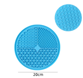 Sucker Slow Food Pad Shower Distracting Pet Pad Silicone Dog Licking Pad Slow Food Pad (Option: Blue-20cm-Round triple grid)