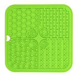 Silicone Pet Suction Cup Licking Pad Pet Placemat Silicone Licking Plate Pad (Option: 4plaid green)